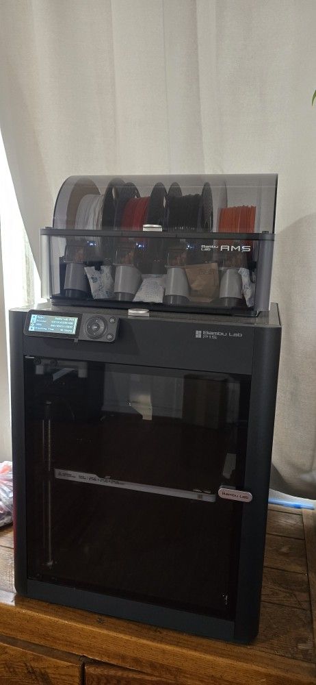 BambuLab P1S Combo with AMS 3D printer, only 48 hours print time used