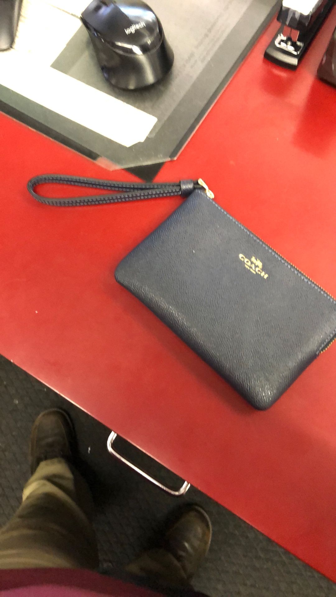 96091 Coach CV396 Dark Blue Corner Zip Wristlet Wallet 586775