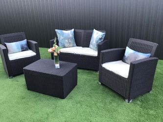 JUEGO DE SILLONES PARA PATIO-JARDIN O PISCINA - /RESINA -