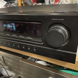 audio receiver Insignia hifi
