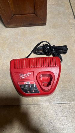 Milwaukee M12 Battery Charger 12v