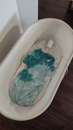 Snoo smart bassinet