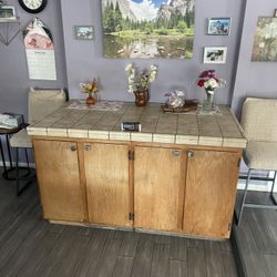 Solid Bar Table W/ Storage 