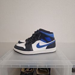 Jordan 1 Mid