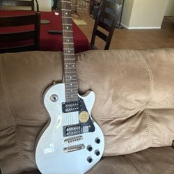 Epiphone Les Paul Studio Guitar and hard case 