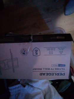 Perlegear tilting tv mount