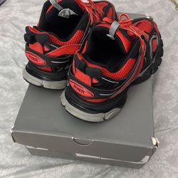 Balenciaga Tracks
