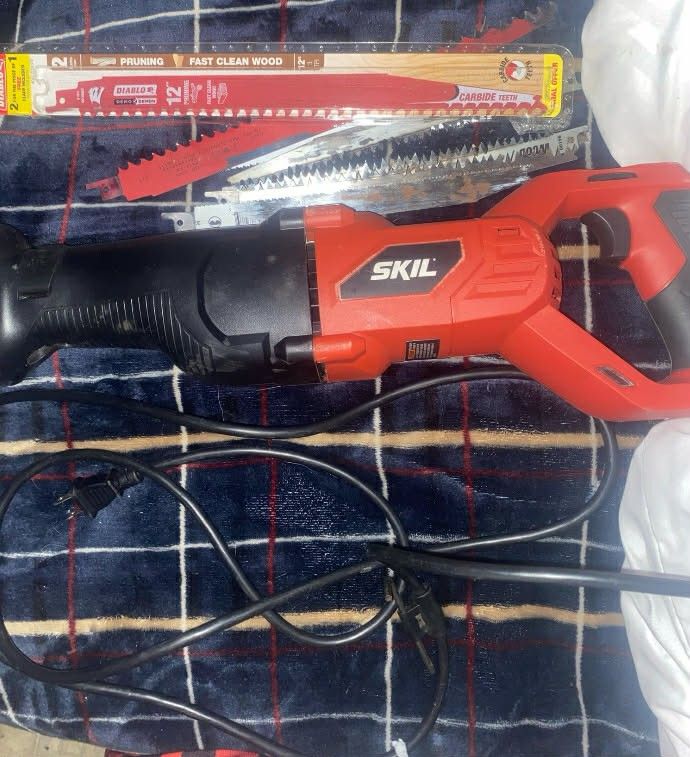 Skil 9 Amp Reciprocating Saw