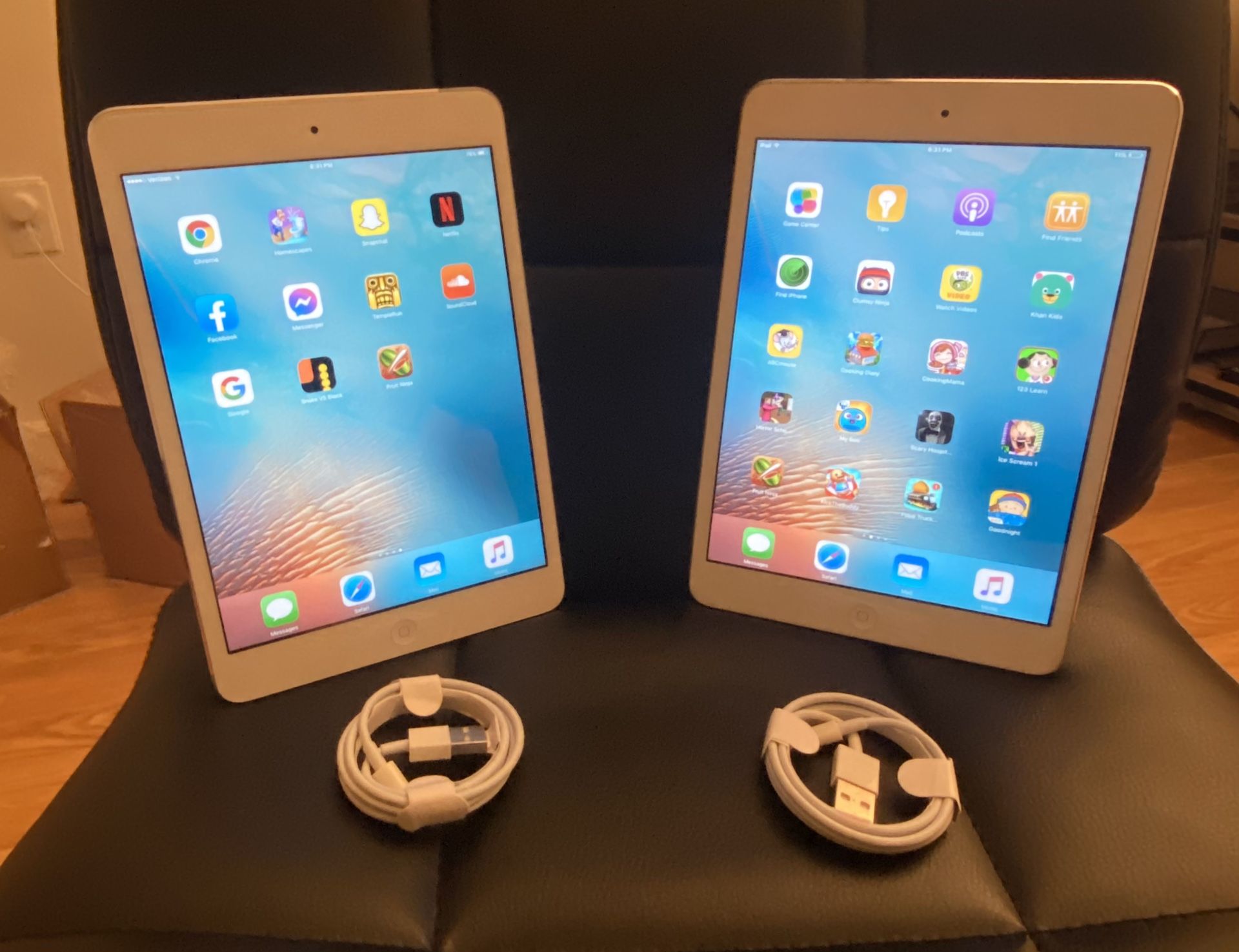 2 APPLE IPAD MINI