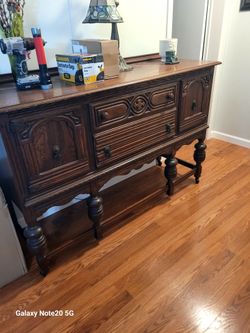Credenza very nice classic