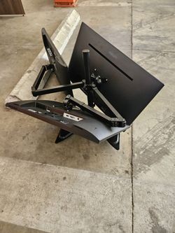3 Monitors With Dual Adapters Included 