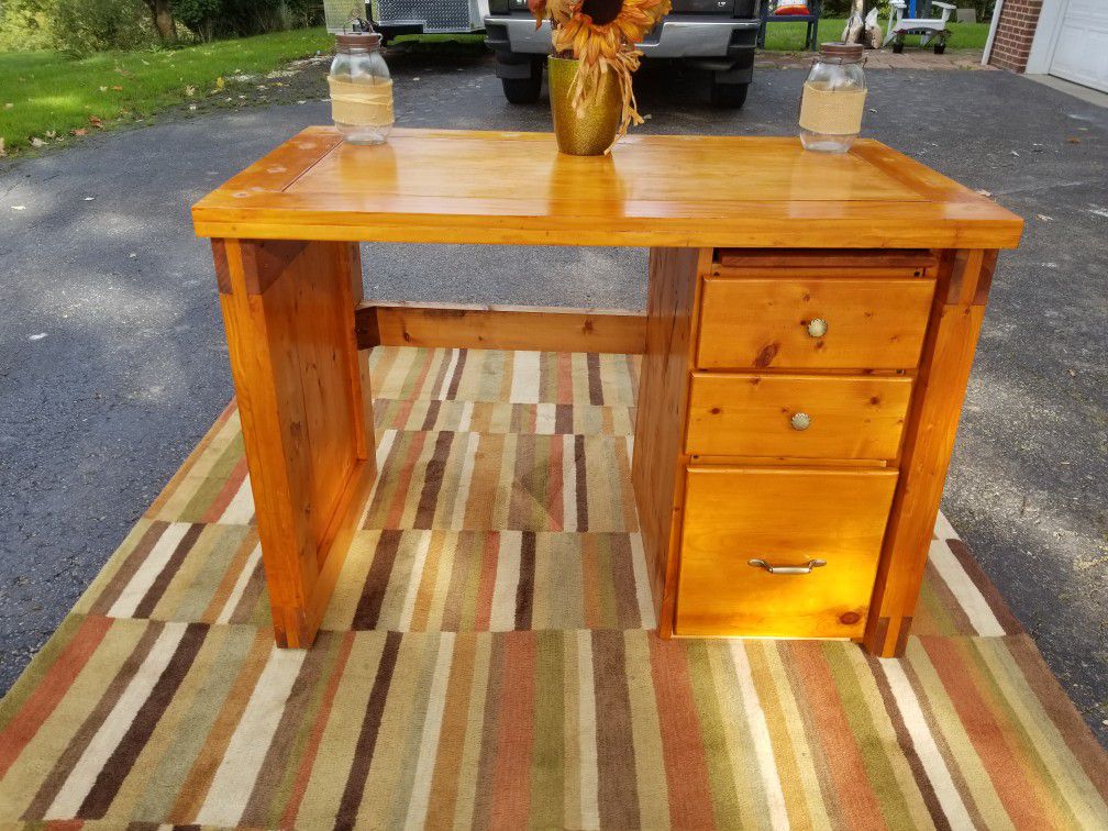 Rustic Style Solid Wood Desk