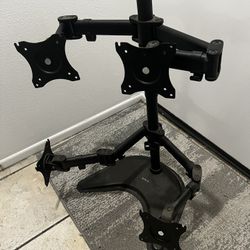 Viví Quad Monitor Mount 