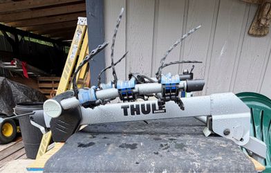Thule 3-Bike Hitch Mount Bike Rack – Folding – Fits 2” Receiver – Excellent Condition