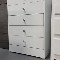 White Compressed Wood 5- Drawer Chest 
