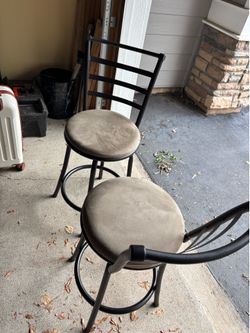 Island chairs