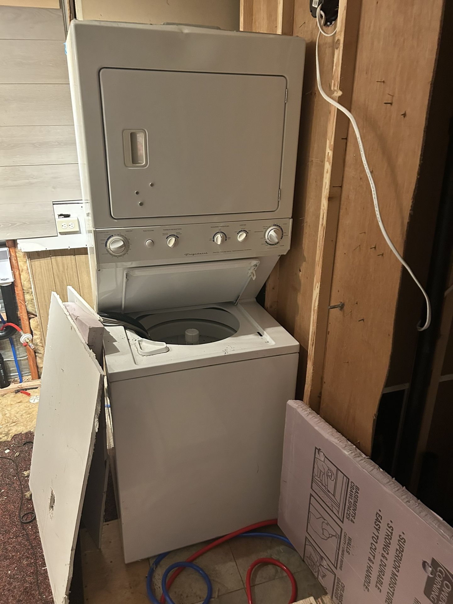 Stackable Washer/Dryer Combo