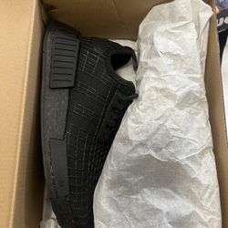 Adidas NWD R1