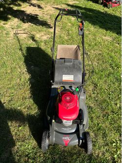 Honda HRX217 Versamow 21” Inch Cut Self Propelled Mower With Bag