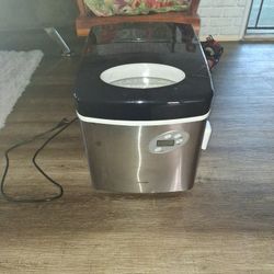 Newair Ice Maker 