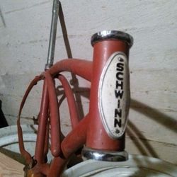 Schwinn Stingray bike