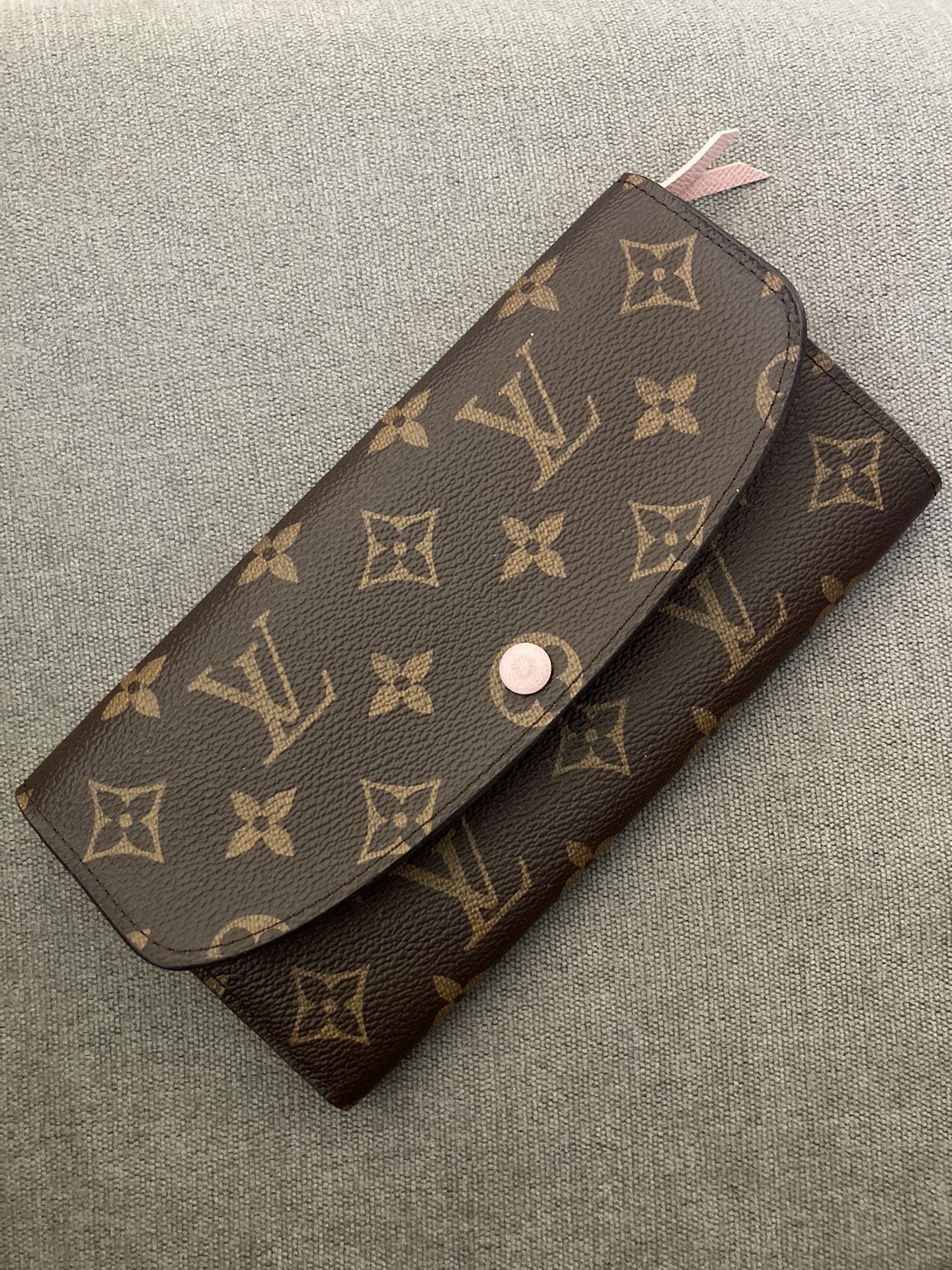 Louis Vuitton Emilie Wallet