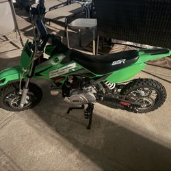 Awe Dirt Bike 70cc