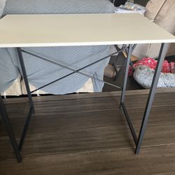 Desk for Youth 