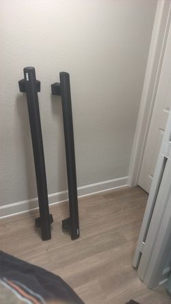 Thule roof crossbars