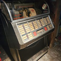 Seeburg M100C Jukebox, 1950s, Restoration Ready