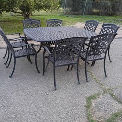Patio Furniture Table And 8 Chairs Set 