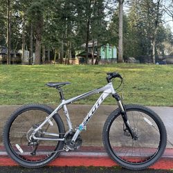 Scott Aspect 40 mountain bike Aluminium Bicycle Medium Frame