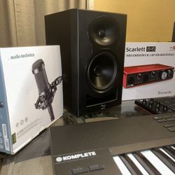 Audio Technica AT2050 Condenser Microphone 