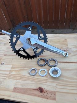 GT bmx crank set