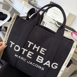 Marc Jacob’s tote bag