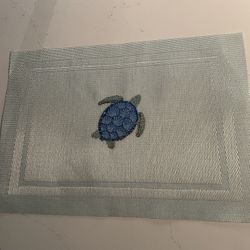 Embroidered Turtle Textured, Placemat Centerpiece, 18 1/2“ X 13“