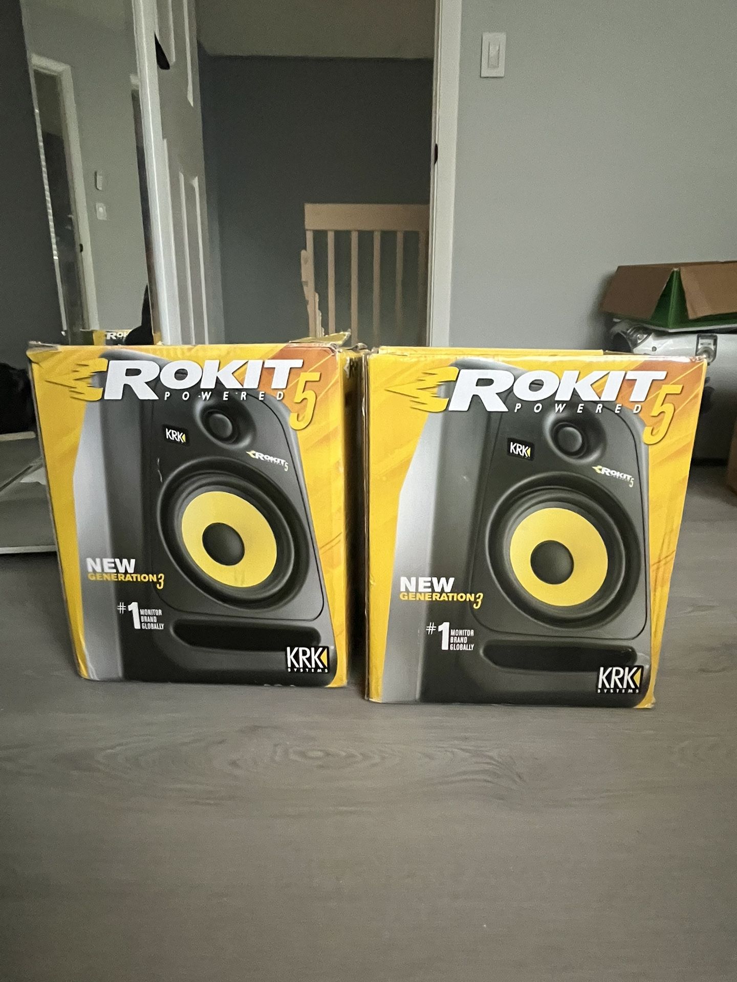 ROKIT 5’s PERFECT CONDITION $240