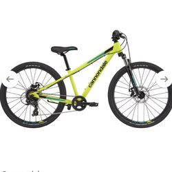 Cannondale Trail Mountain Bike