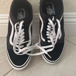 VANS ULTRA CUSH 9 1/2 