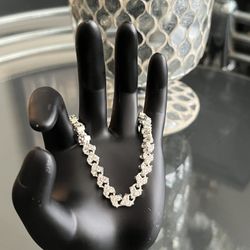 NWOT Cubic Zirconia Silver Heart Linked Bracelet 