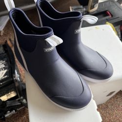 xtra tuff fishing boots size 11