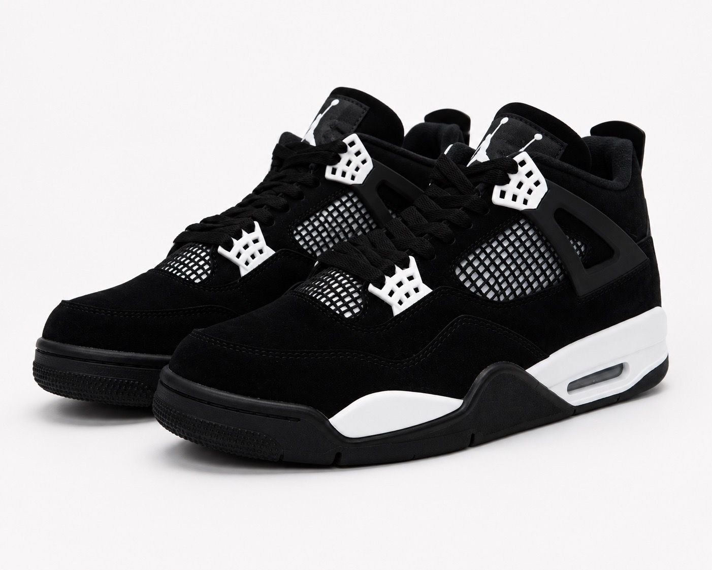 Air Jordan 4 Retro