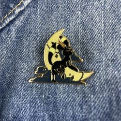 Umbreon Enamel Pin 