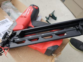 Milwaukee Fuel 16 Gauge Nailer