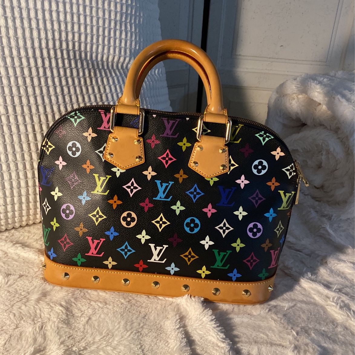 LV Vintage Alma bag for Sale in Hermitage, TN - OfferUp
