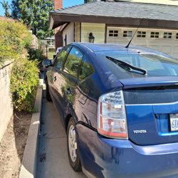 08 Prius.    199.000 miles