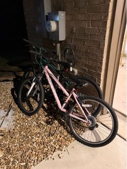 Two huffy bikes Two huffy bikes