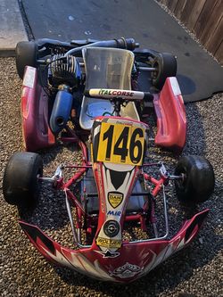 Ital corse Cadet kart with a 60 to 65 cc engine and push button automatic starter