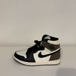 Jordan Retro 1 Mocha