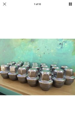 Ford F-150 lug nuts
